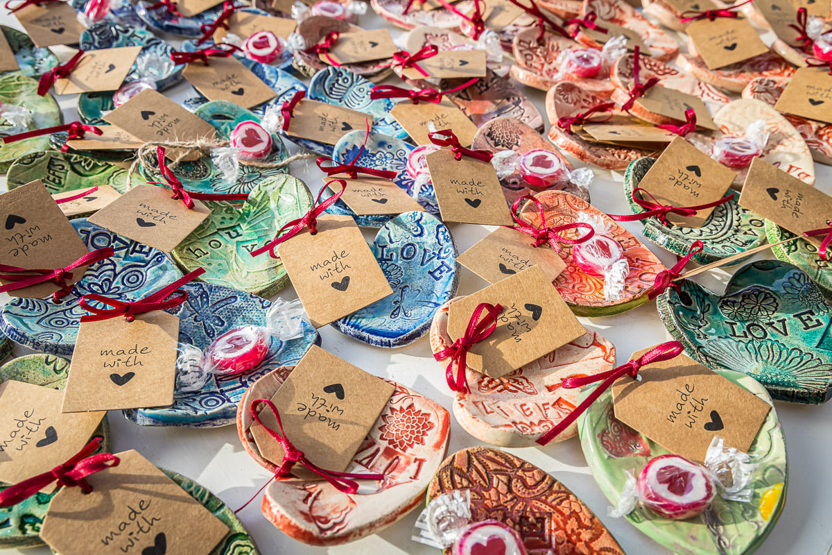 Harten made with love harten_keramiek_keramische_handgemaakt_bruiloft_uitvaart_love_hou_vol_unieke